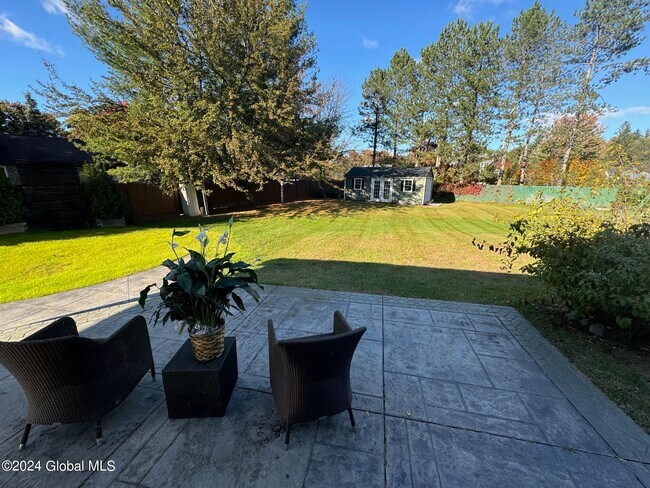 Building Photo - 109 Stone Ridge Ct