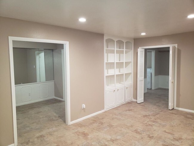 Foto del edificio - 353 N Post Oak Ln