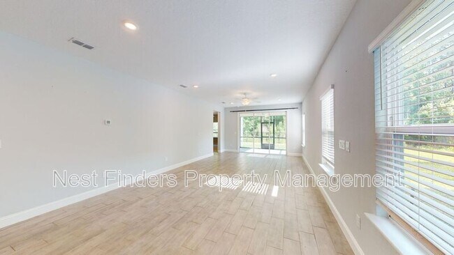 Building Photo - 177 Killarney Ave