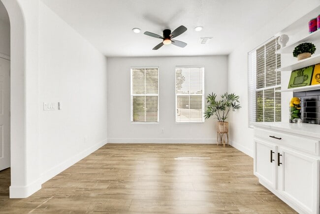 Building Photo - Great Summerlin Location Home