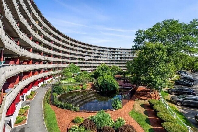 Foto del edificio - 200 Swanton St