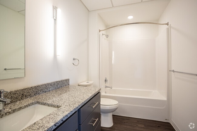2BR, 2BA - 963 SF - Station Lofts