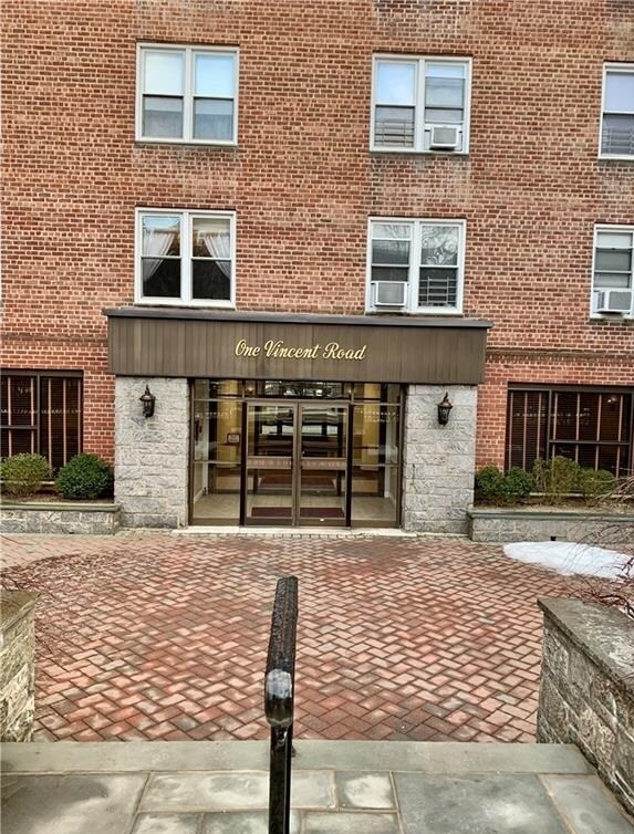 1 Vincent Rd Unit 4B, Yonkers, NY 10708 Condo for Rent in Yonkers, NY