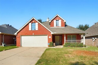 Building Photo - 6413 Eagle Creek Dr