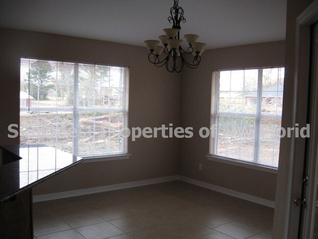 Foto del edificio - 4 Bedroom, all brick home in West Mobile