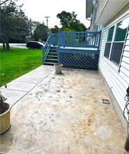 Building Photo - 1093 Washington St