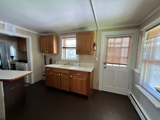 Building Photo - 57 Faber Ave