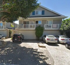 Building Photo - 6535 El Nido Ln