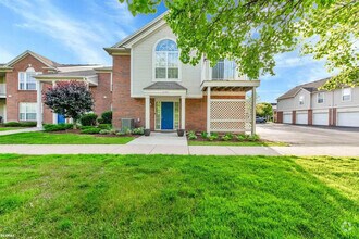 Building Photo - 51709 Adler Park Dr W