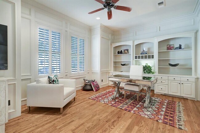 Foto del edificio - 5105 Grand Lake St