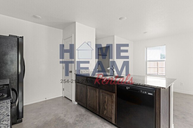 Building Photo - 305 Agua Chiquita Ct
