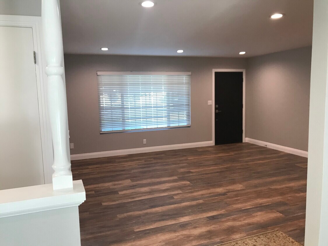 Foto principal - 505 S Wayside St