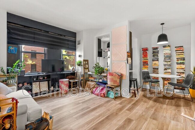 Foto del edificio - 2515 K St NW