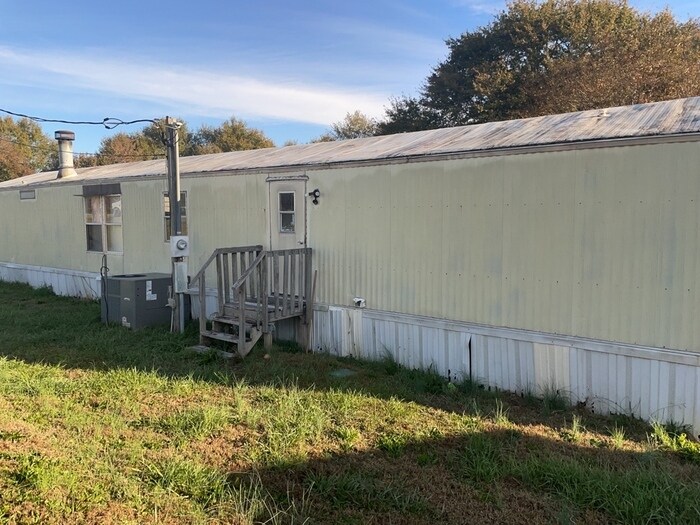 Foto principal - Mobile Home off of Augusta Rd