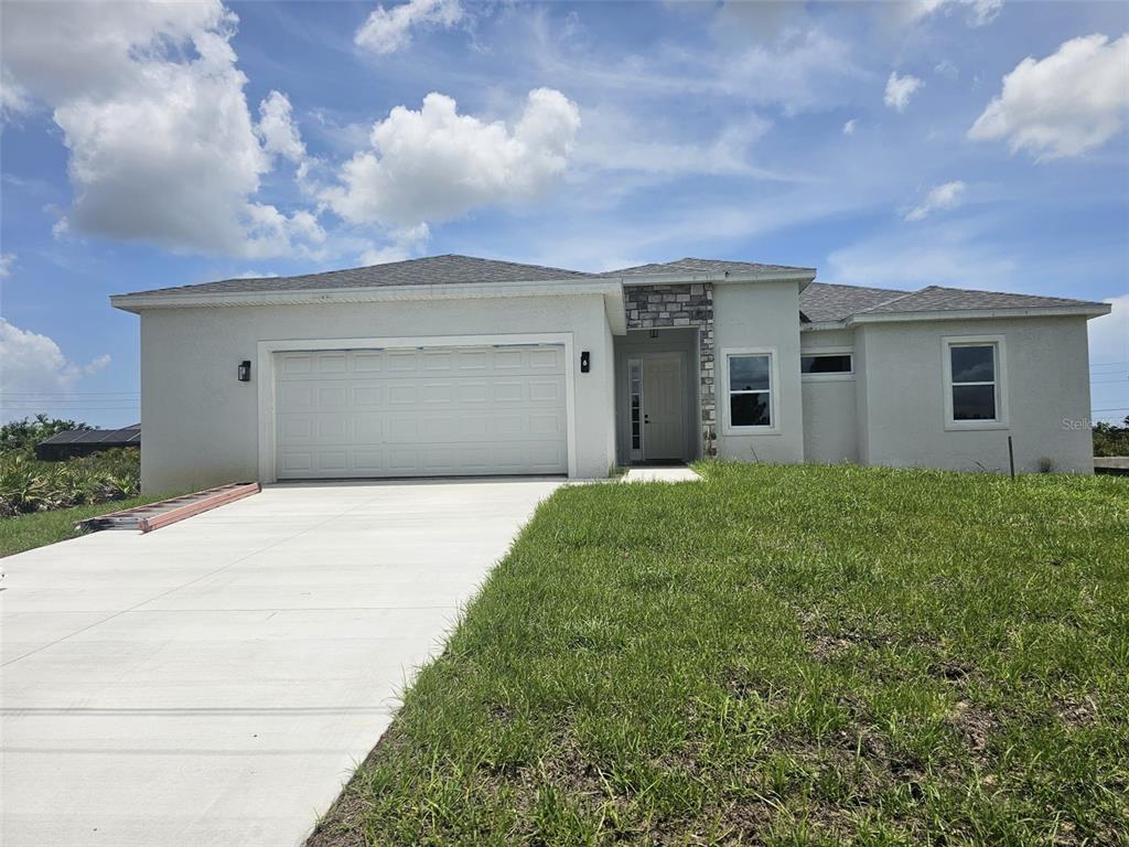 Foto principal - 13565 Jeronimo Ln