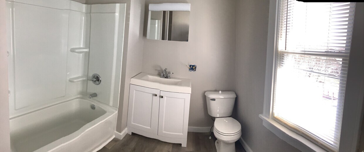 325 E High St Unit 1 First Floor, Ebensburg, PA 15931 Apartments in