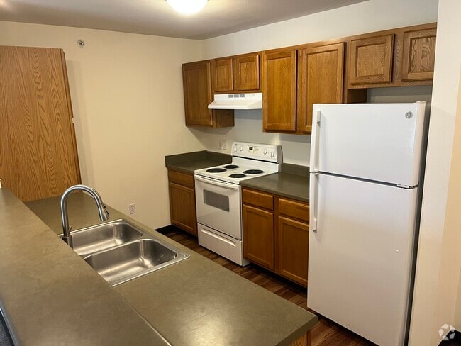 Building Photo - Berkshire Oconomowoc Senior Apartments