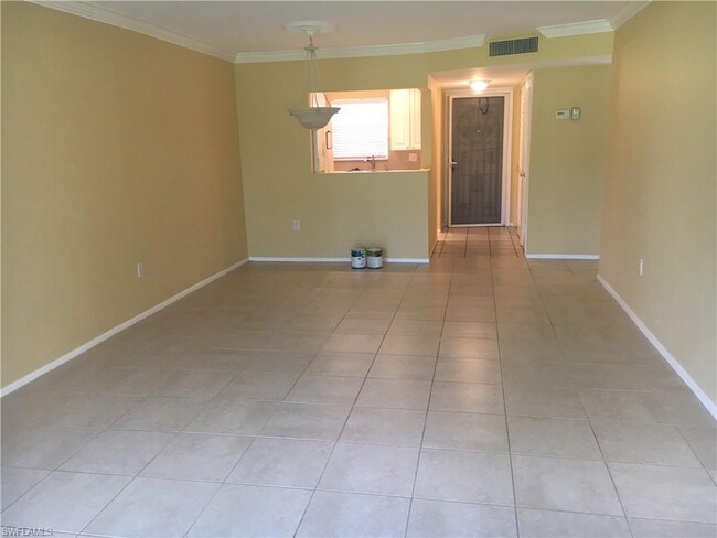 Building Photo - 150 Turtle Lake Ct
