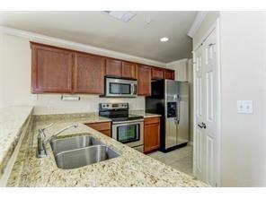 Foto del edificio - 305 E 31st St