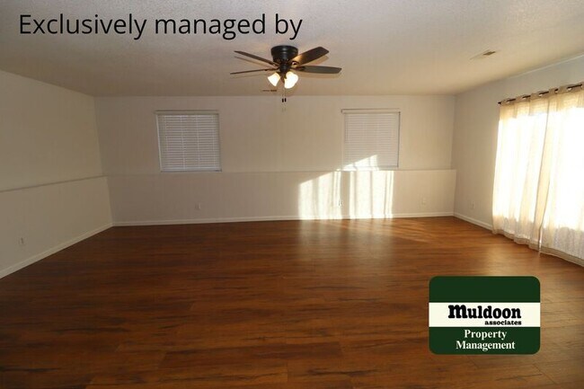 Foto del edificio - 1192 Gold Rush Ln