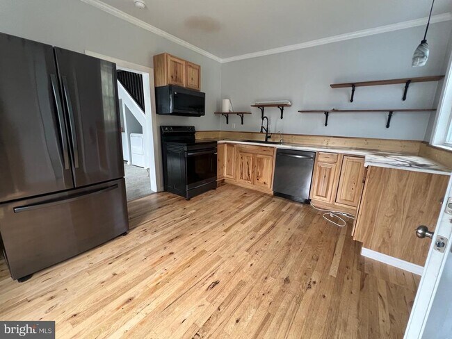 Foto del edificio - 8156 Rocky Ridge Rd
