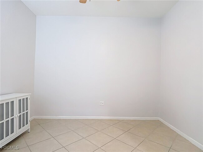 Foto del edificio - 13140 Broadhurst Loop