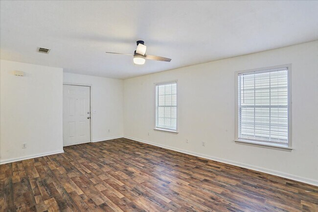 Building Photo - 3/2 Townhome in Rankin County