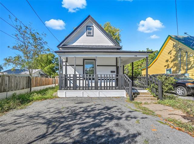 Foto principal - 728 S Elm St