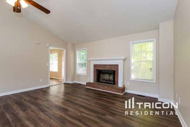 Building Photo - 109 Enclave Dr