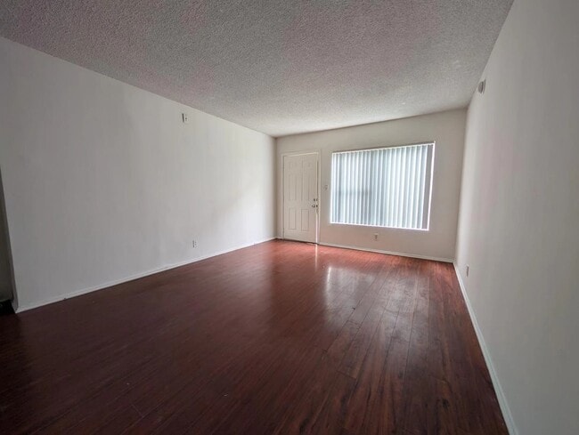 Building Photo - 3630 Westwood Blvd