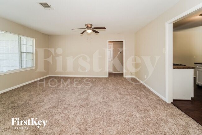 Foto del edificio - 710 Canary Cir