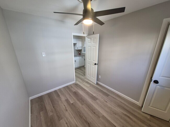 Foto del edificio - 3515 Dixie Dr