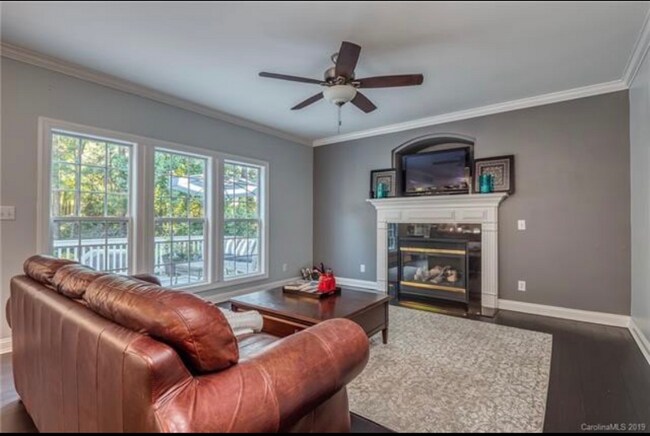 Foto del edificio - 17120 Clementine Ct