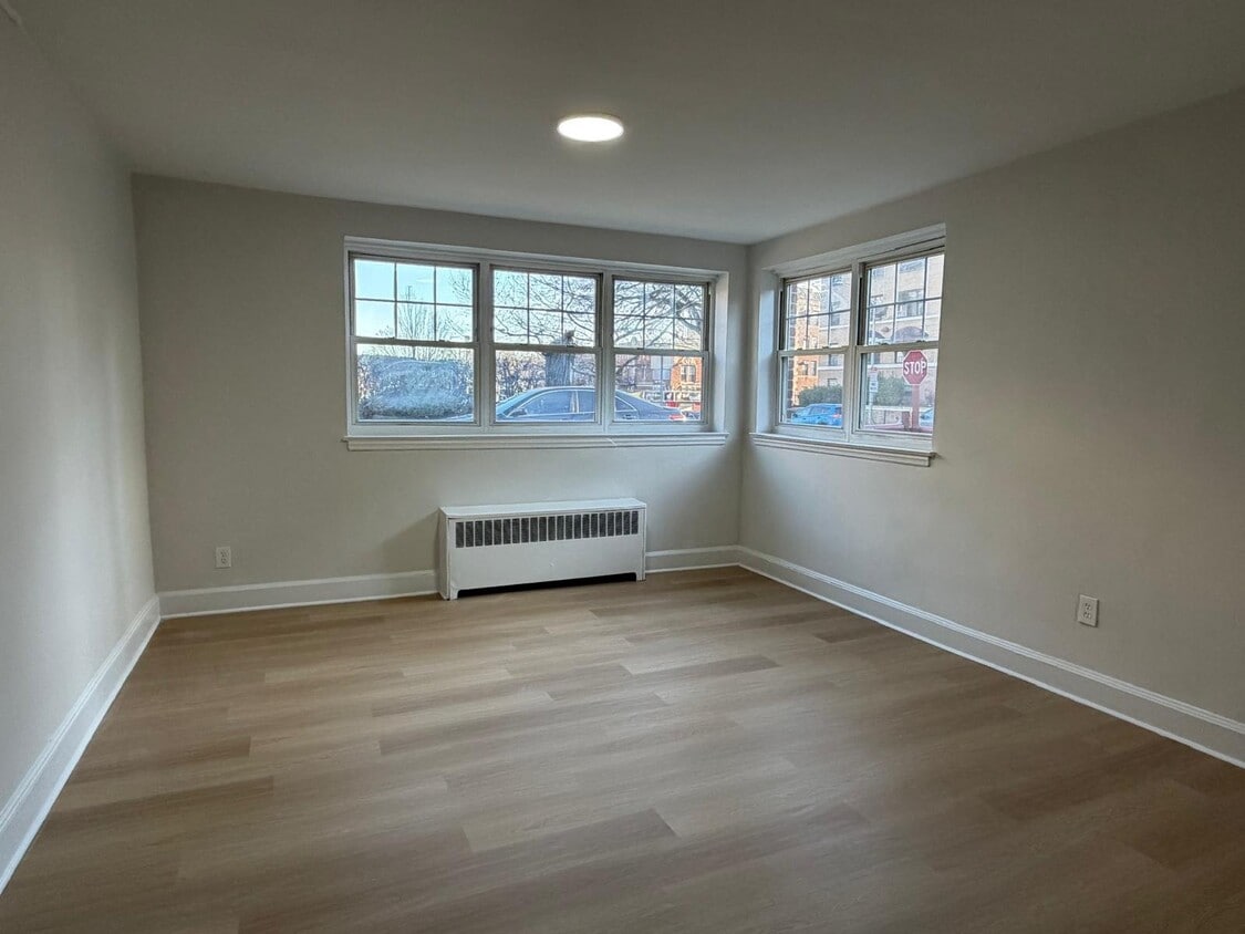 Foto del edificio - 216 N Arlington Ave