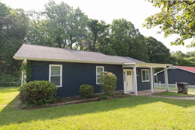 Foto del edificio - Charming 3 bedroom, 2 bathroom in Winston ...