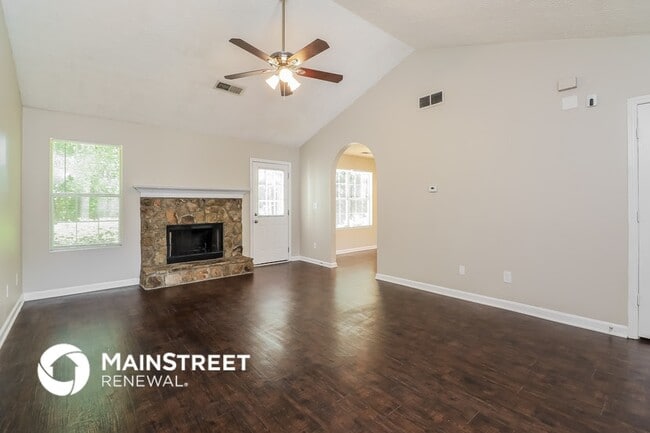 Foto del edificio - 507 Heritage Ridge Dr