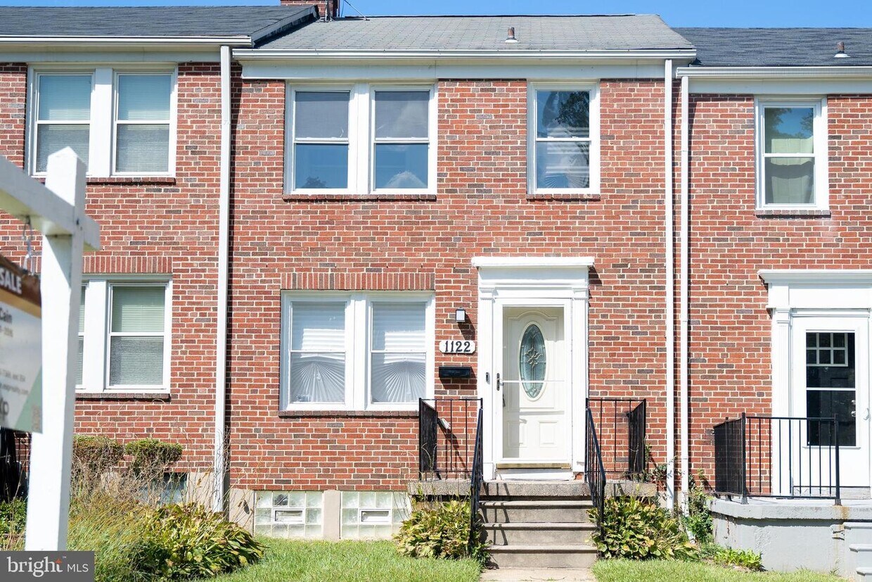 Primary Photo - 1122 Saint Agnes Ln