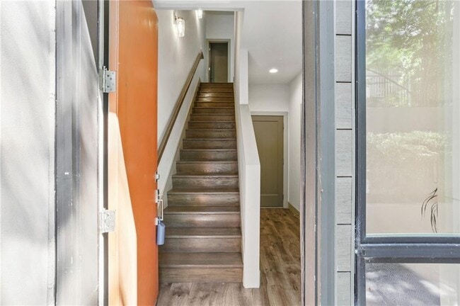 Foto del edificio - 1153 Reynolds Square Ln
