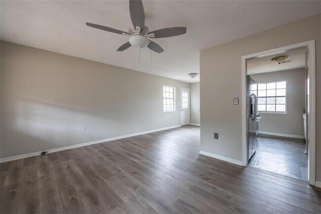 Building Photo - 4046 Doster St SW