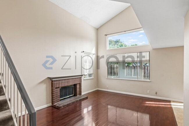 Building Photo - 5968 Show Terrace