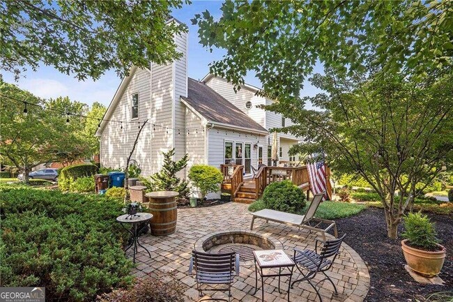 Foto del edificio - 840 Highmeade Dr