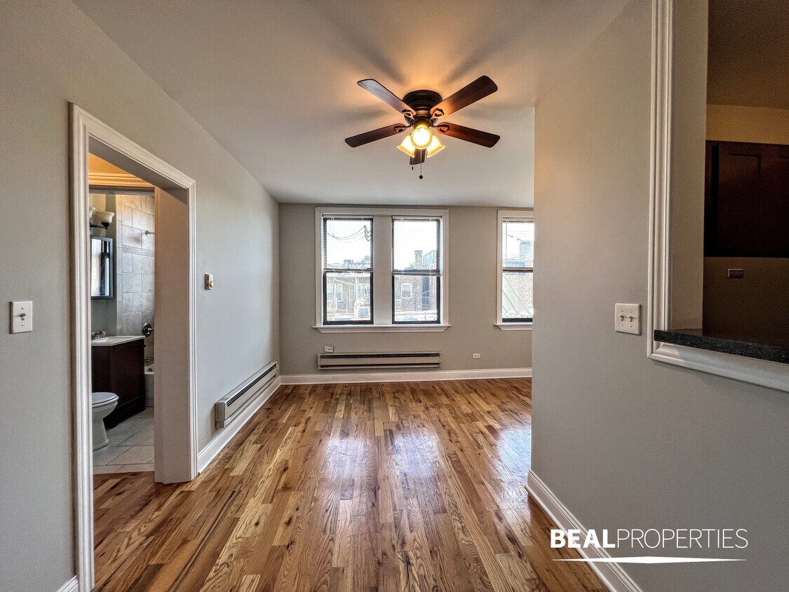 Foto principal - 818 W Diversey Pkwy