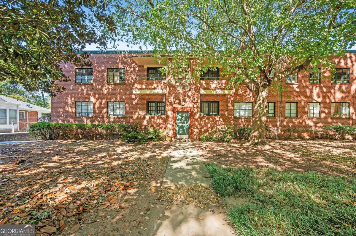 Primary Photo - 1370 Chalmette Dr NE