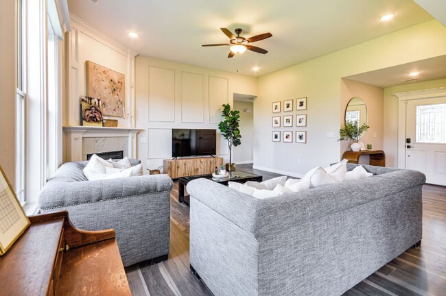 Foto del edificio - 3407 Goldenwood Dr