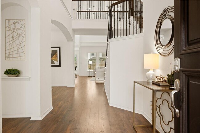 Building Photo - 2213 Santa Isabella Dr