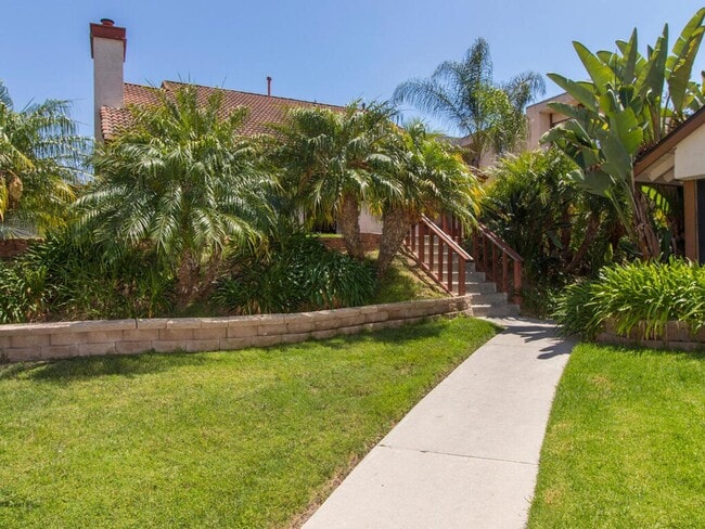 Building Photo - Newly Remodeled 2 Story, 3 Bedroom Condo