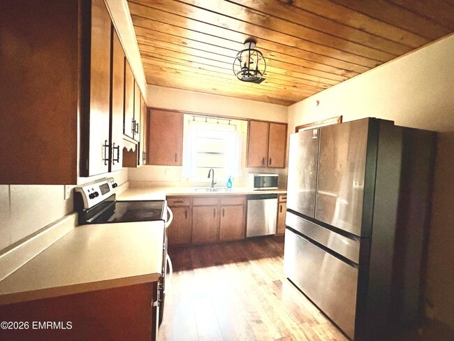 Foto del edificio - 13172 Post County Line Rd