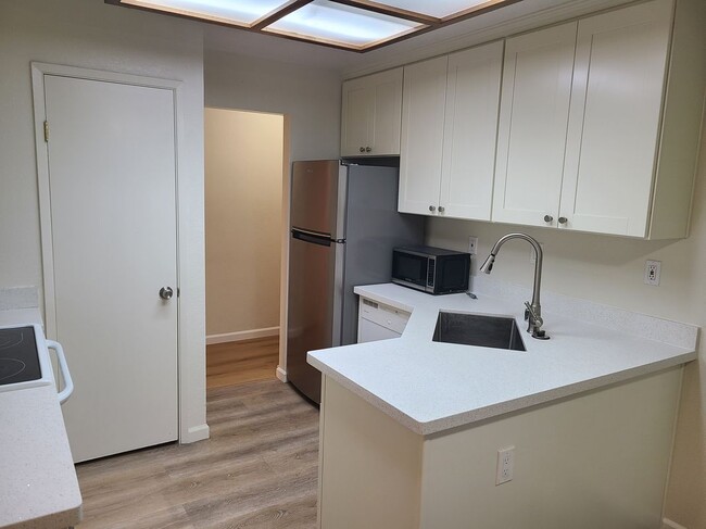 Foto del edificio - 2591 Easton Way