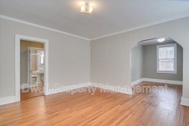 Building Photo - 1316 Merry St
