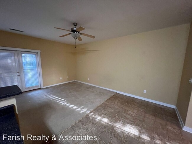 Building Photo - 3 br, 2.5 bath House - 407  North Lake Dr....